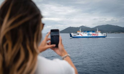 Come risparmiare sul traghetto per l’Isola d’Elba: ecco i nostri consigli
